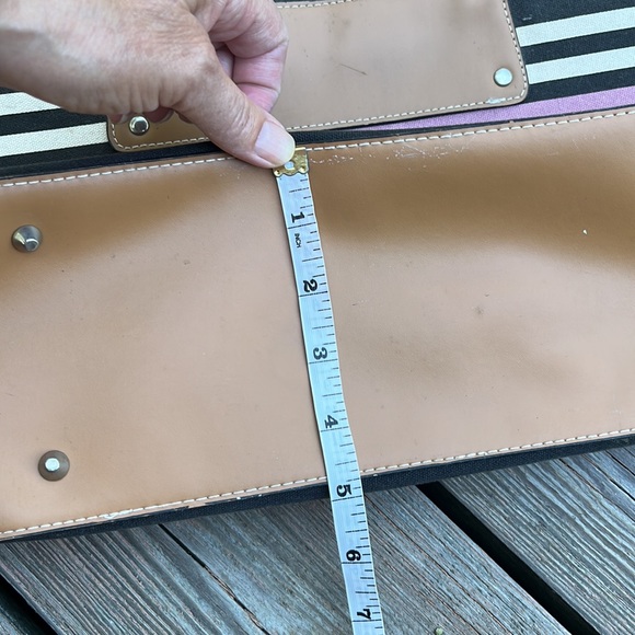 3/$25💜 Victoria’s Secret bag & coin purse. - Picture 7 of 11